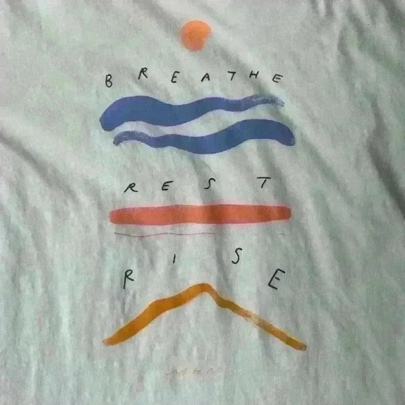 Athleta Tee. Breathe Rest Rise Woman’s Size XXS. - Picture 2 of 4